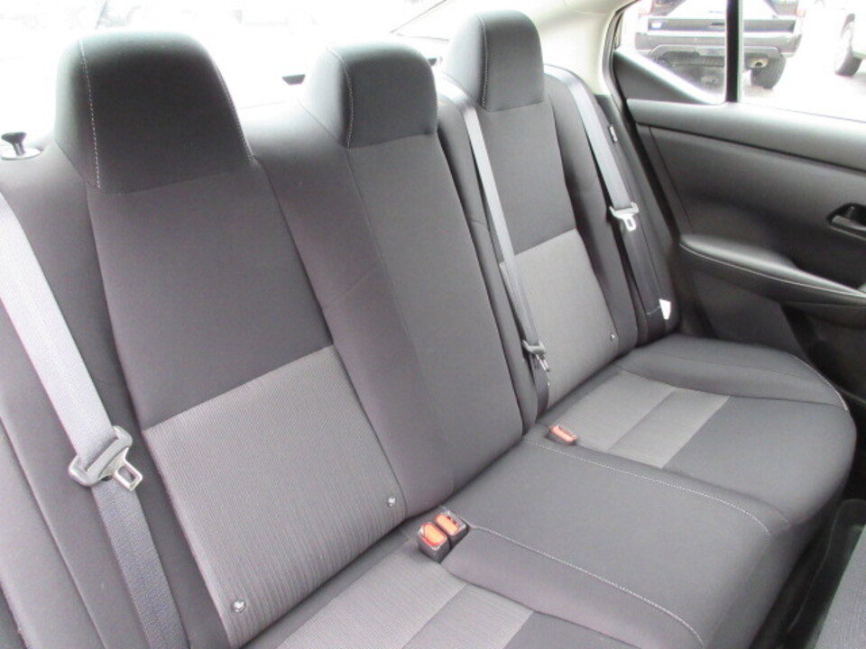 Used 2024 Nissan Sentra SV image 23