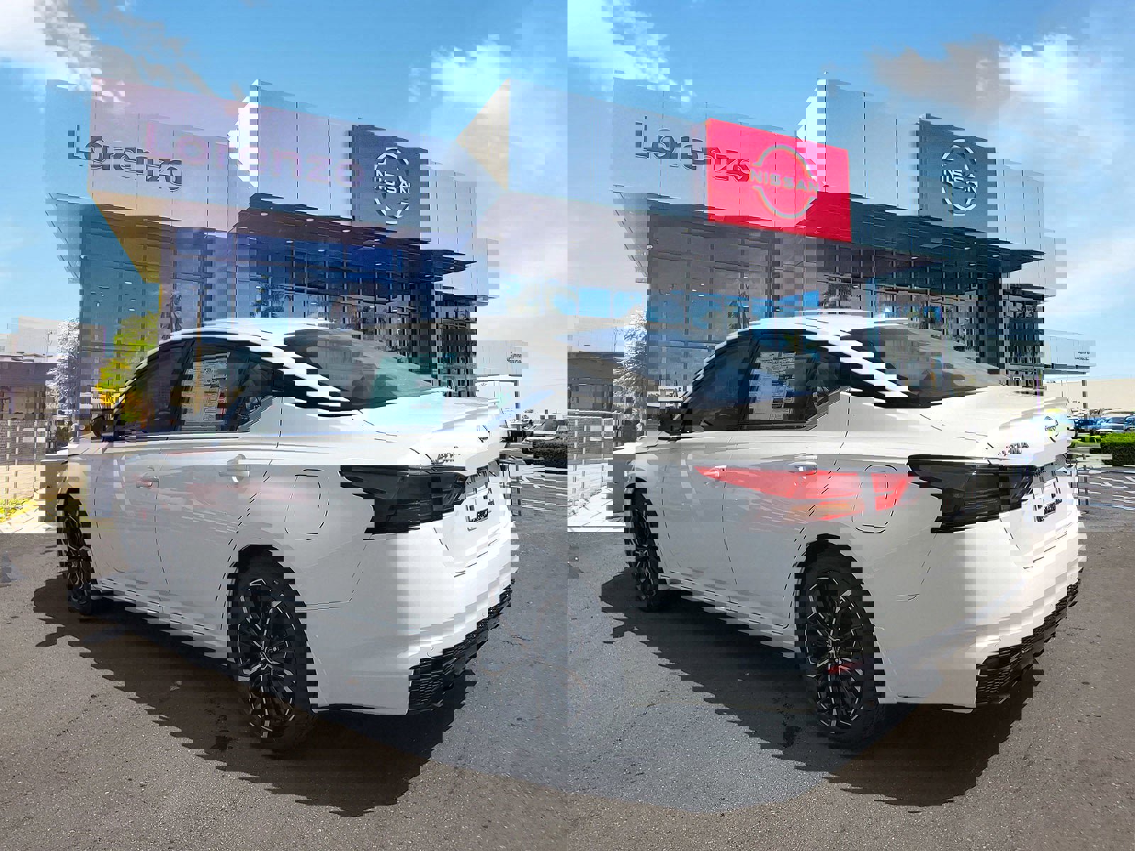 New 2025 Nissan Altima 2.5 SR image 6