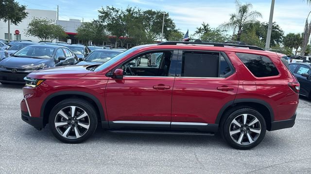 Used 2023 Honda Pilot Touring image 4