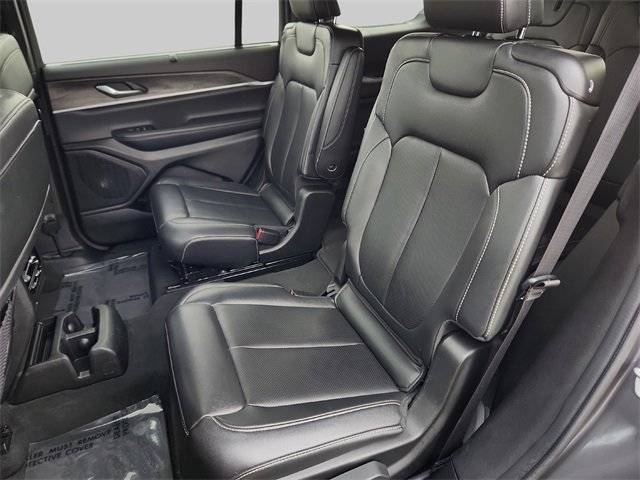 Used 2024 Jeep Grand Cherokee L Limited w/ Luxury Tech Group II image 29