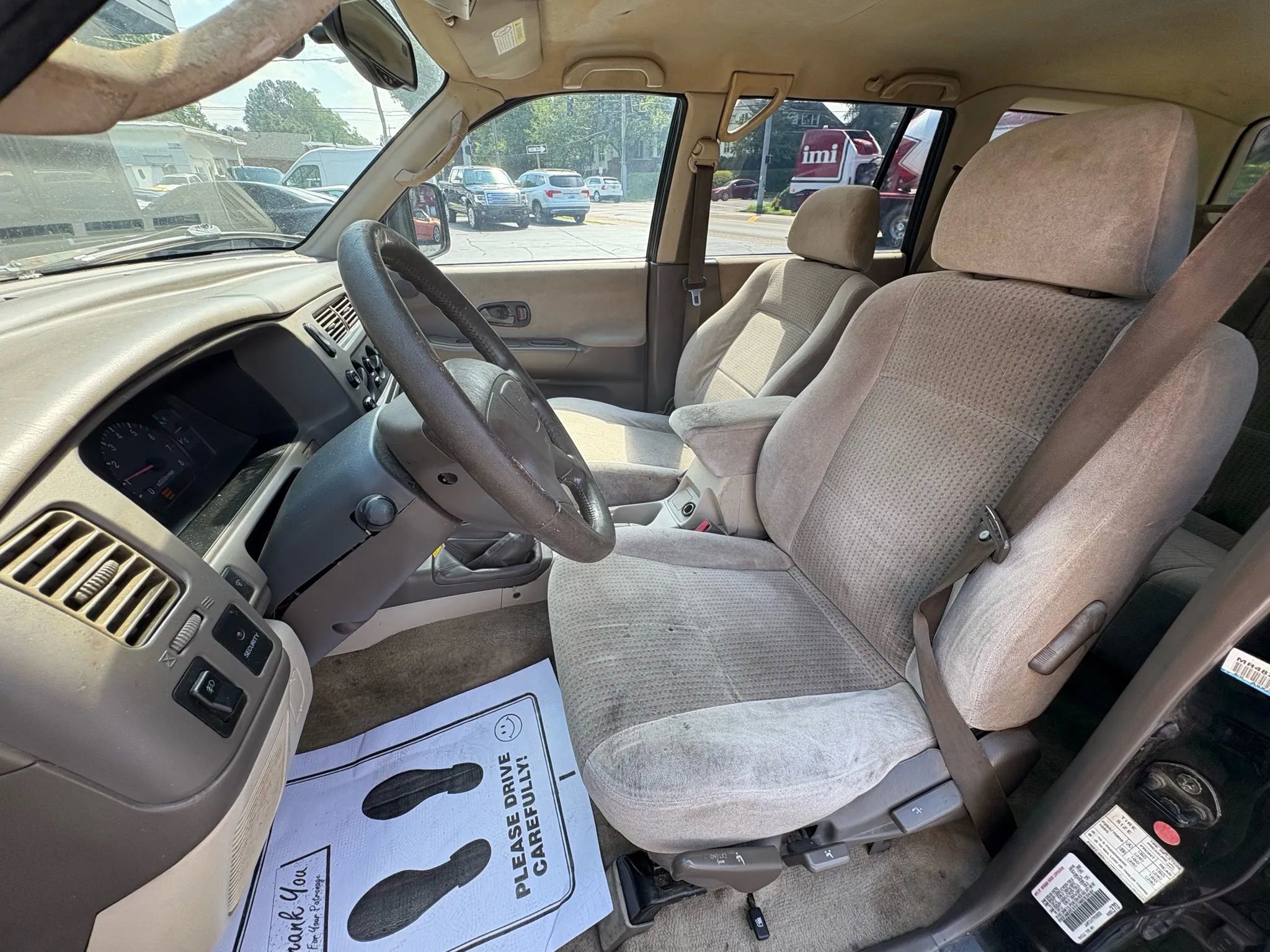 Used 2000 Mitsubishi Montero Sport XLS image 12