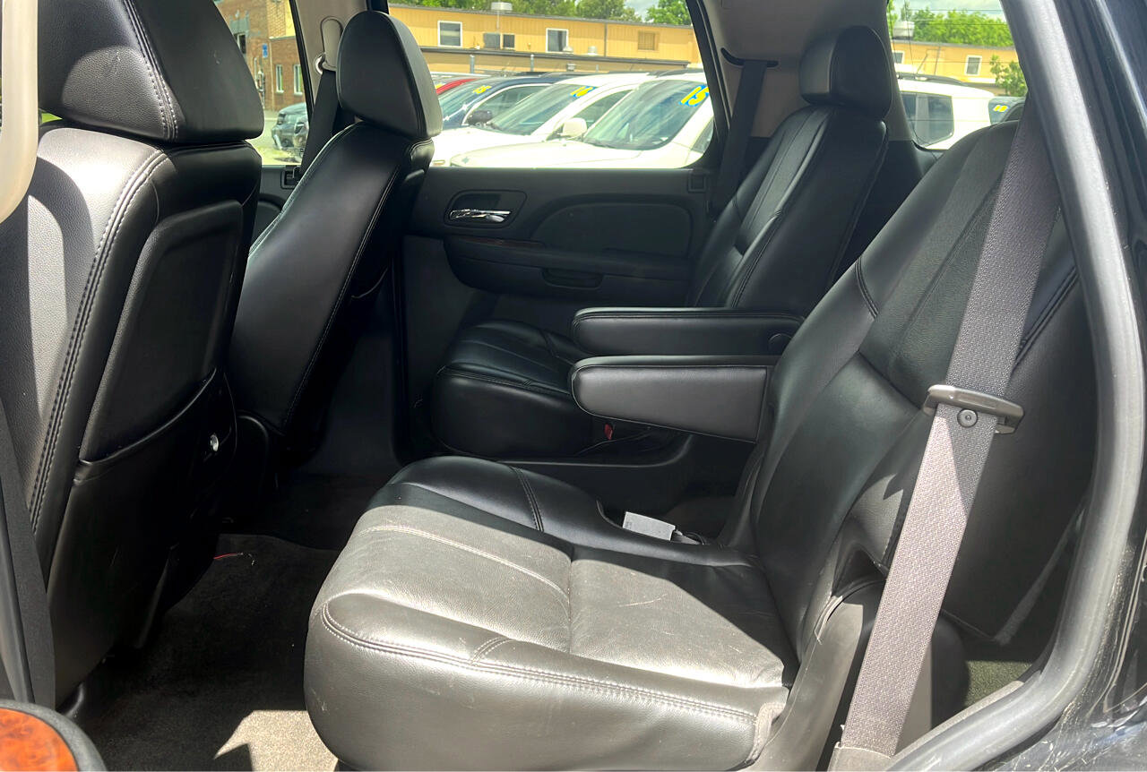 Used 2007 Chevrolet Tahoe LTZ w/ LTZ Preferred Equipment Group image 10