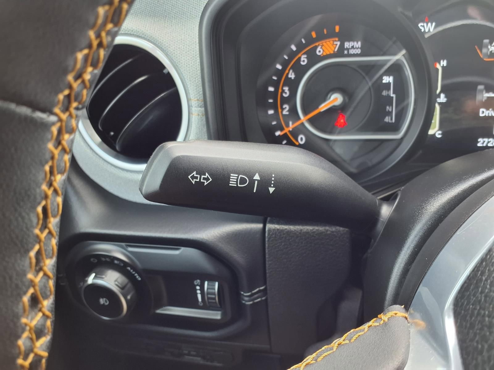 Used 2025 Jeep Wrangler Sahara image 18