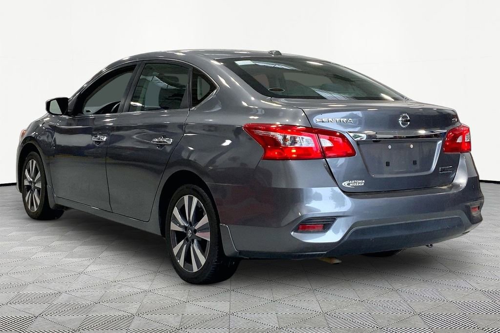 Used 2019 Nissan Sentra SV w/ Special Edition Package FWD image 4
