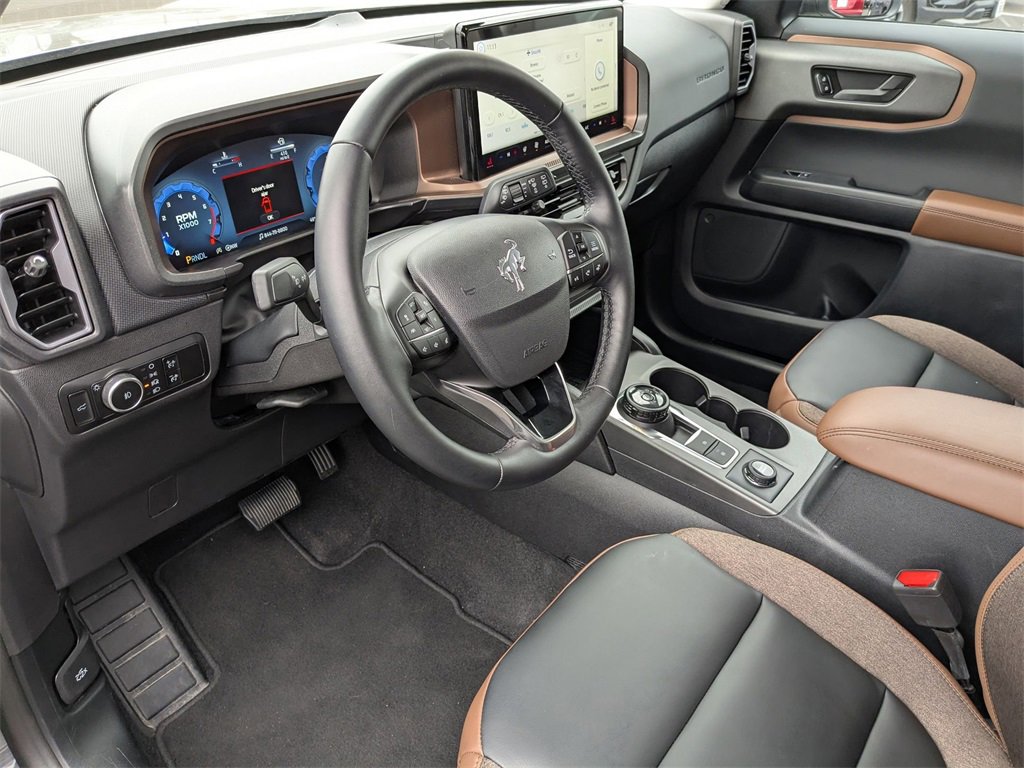 Used 2025 Ford Bronco Sport Outer Banks image 17