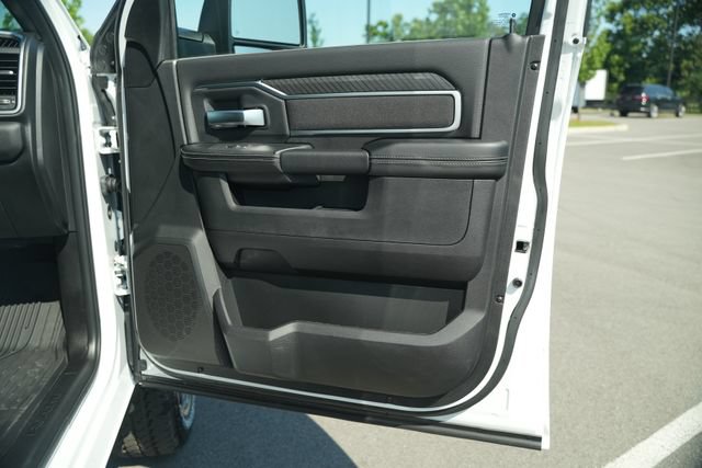 New 2026 RAM 2500 Big Horn AWD/4WD image 18