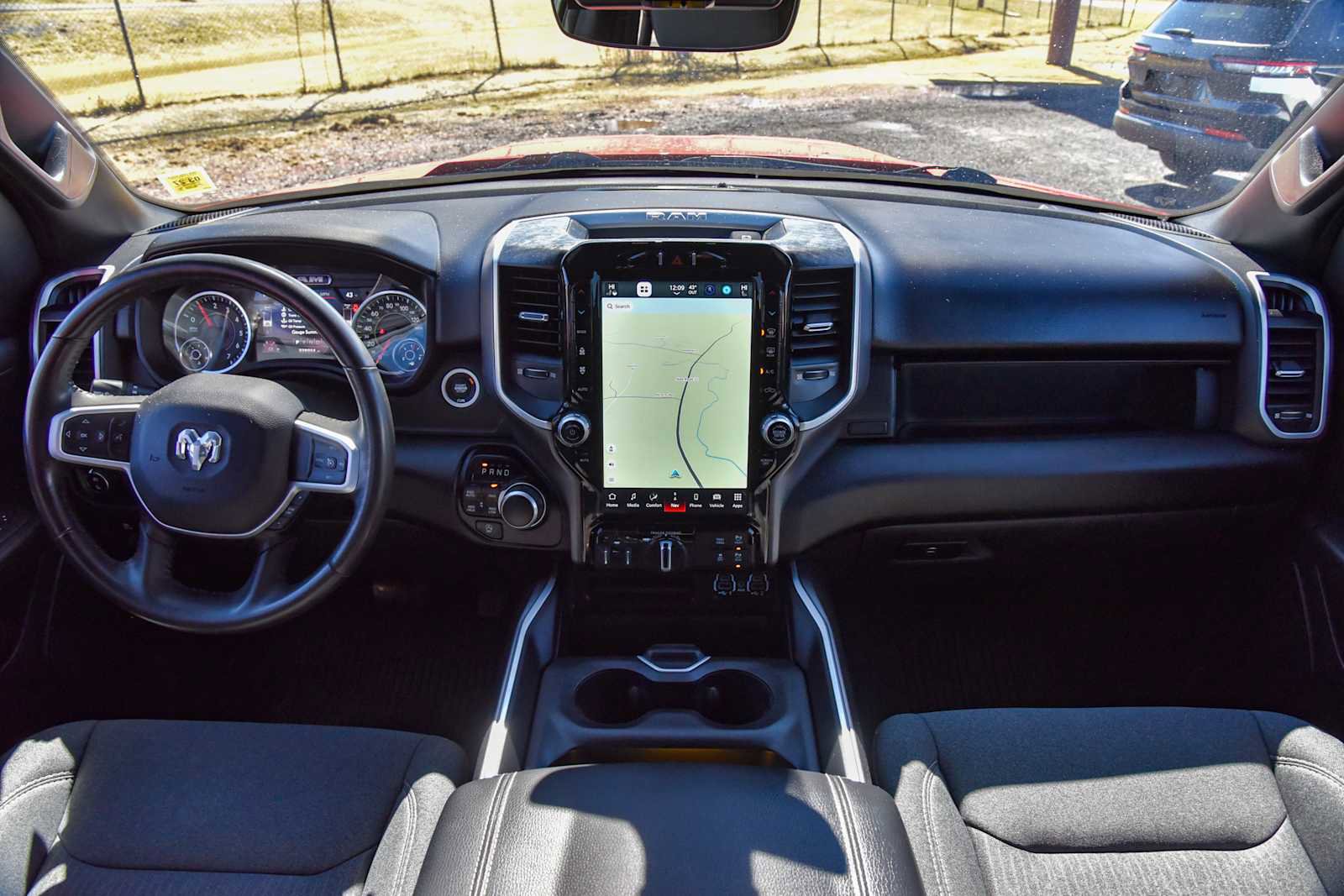 Used 2022 RAM 1500 Big Horn AWD/4WD image 18