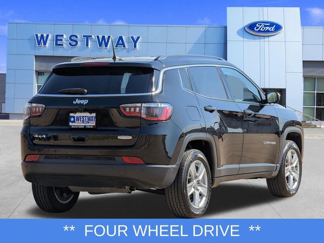 Used 2022 Jeep Compass Latitude w/ Convenience Group image 3