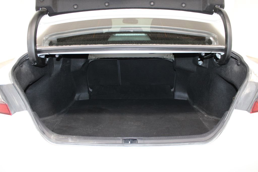 Used 2023 Toyota Camry XLE image 13