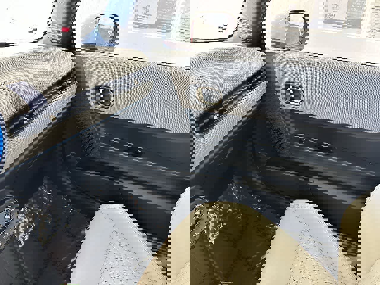 Certified 2025 MINI Cooper S image 24