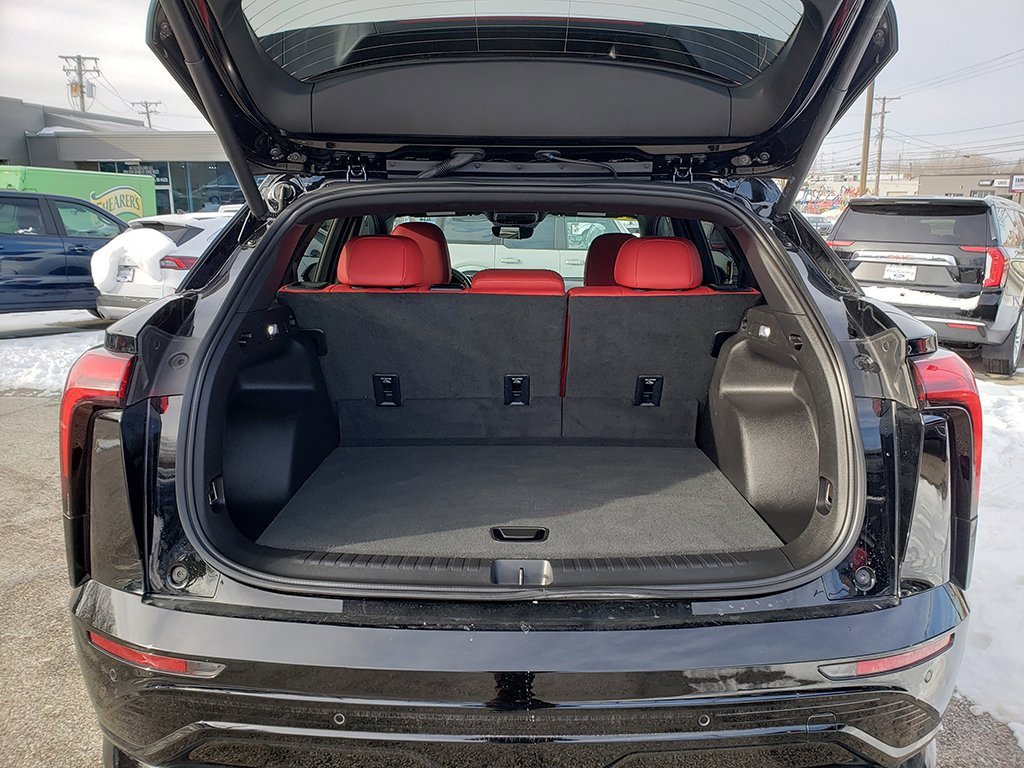 Used 2024 Chevrolet Blazer EV RS image 16