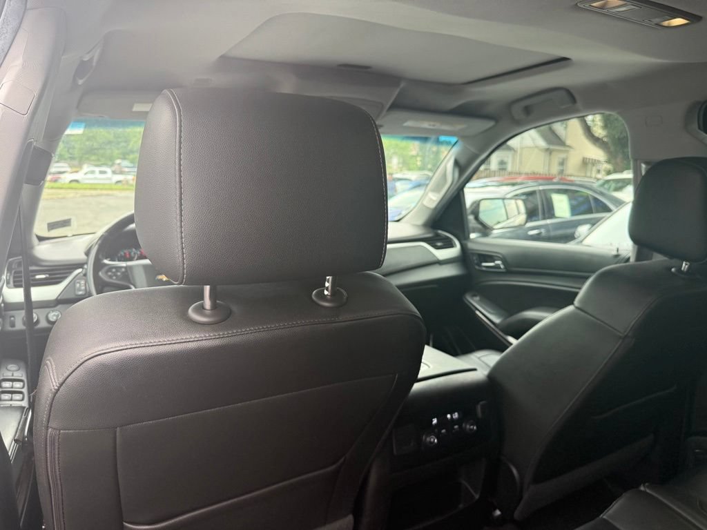 Used 2018 Chevrolet Suburban LT AWD/4WD image 28