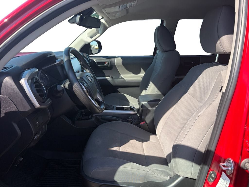 Used 2023 Toyota Tacoma SR5 RWD image 10