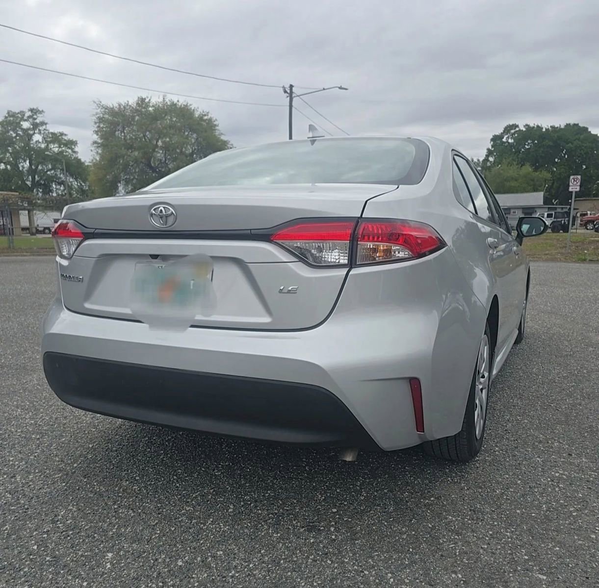 Used 2024 Toyota Corolla LE FWD image 5