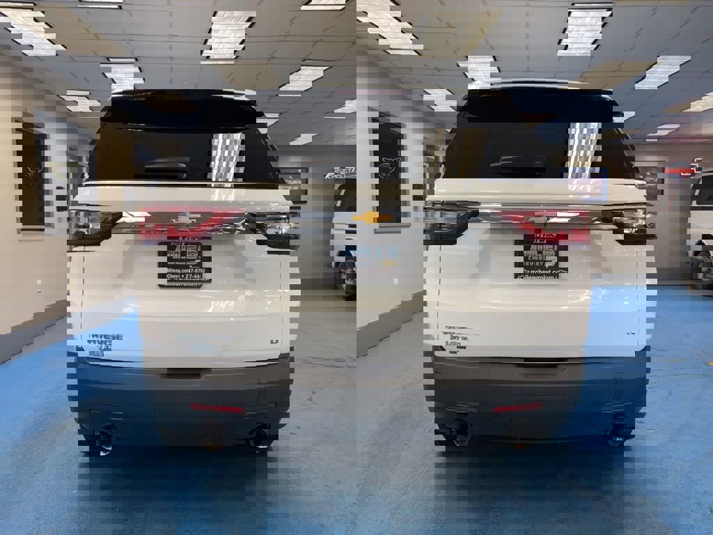 Used 2018 Chevrolet Traverse LT image 7