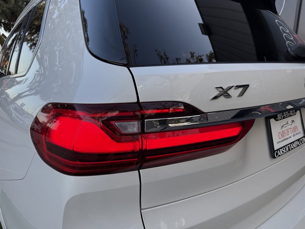 Used 2020 BMW X7 xDrive40i image 11
