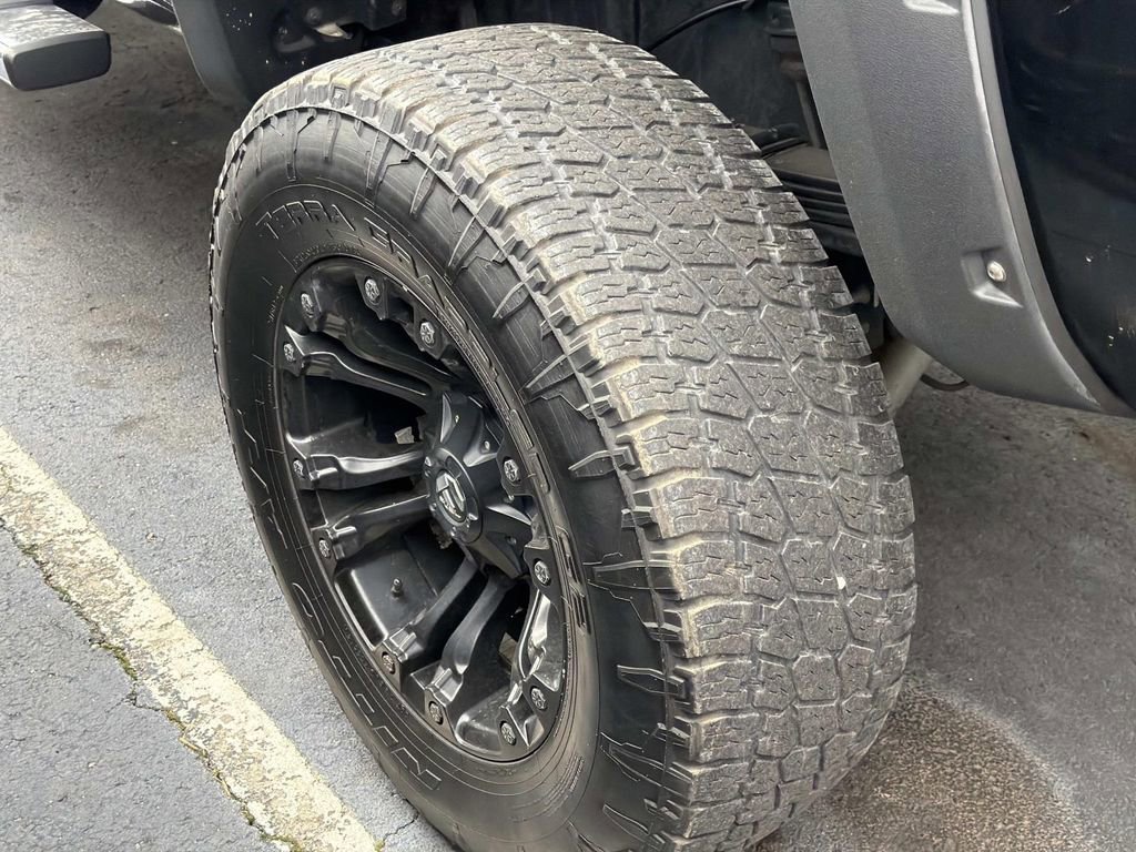 Used 2017 GMC Sierra 2500 Denali w/ Duramax Plus Package image 5