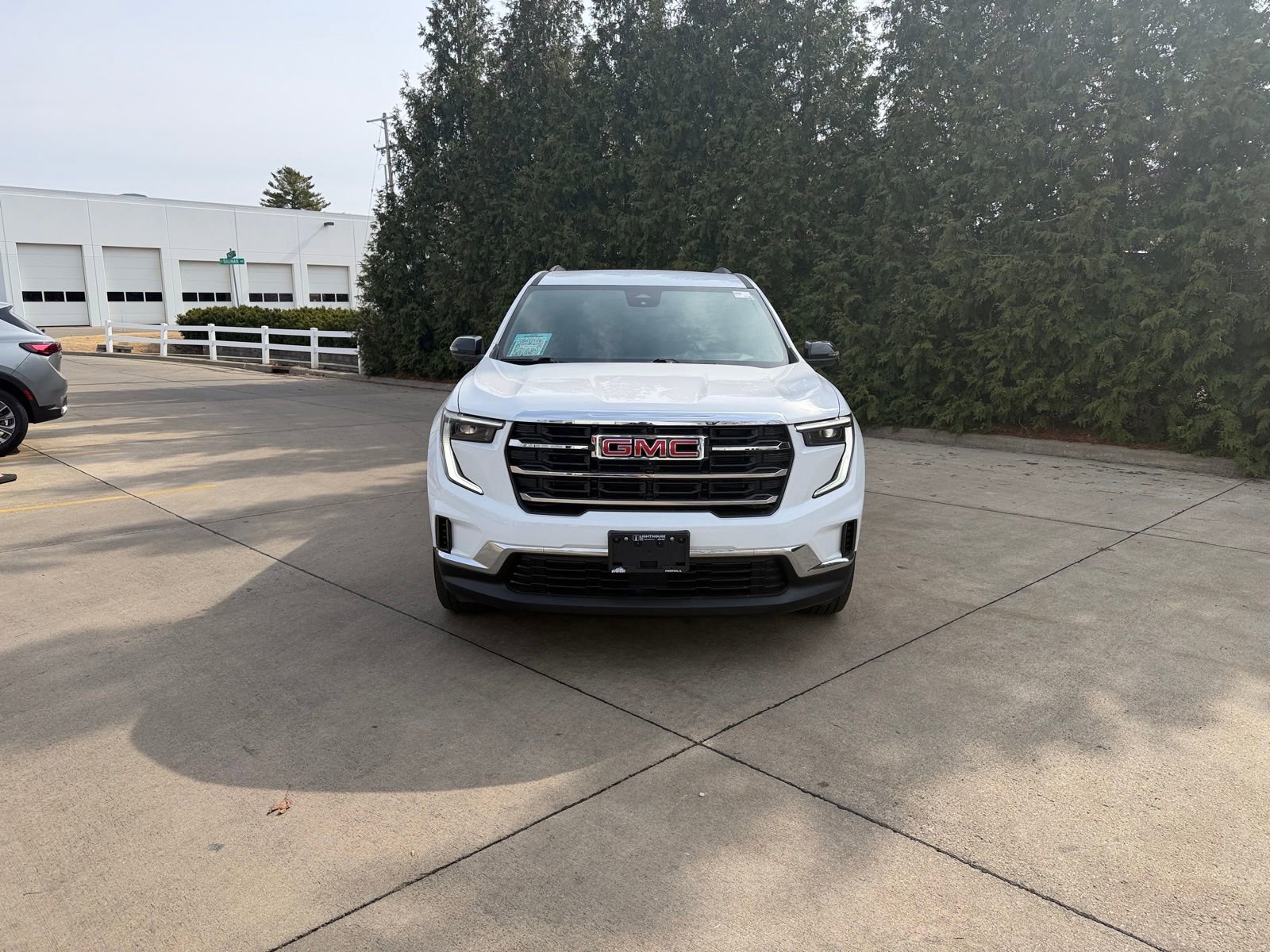 Used 2025 GMC Acadia Elevation AWD/4WD image 6