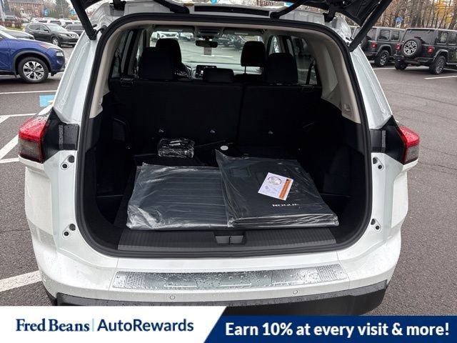 New 2026 Nissan Rogue SV w/ Cold Weather Package image 10