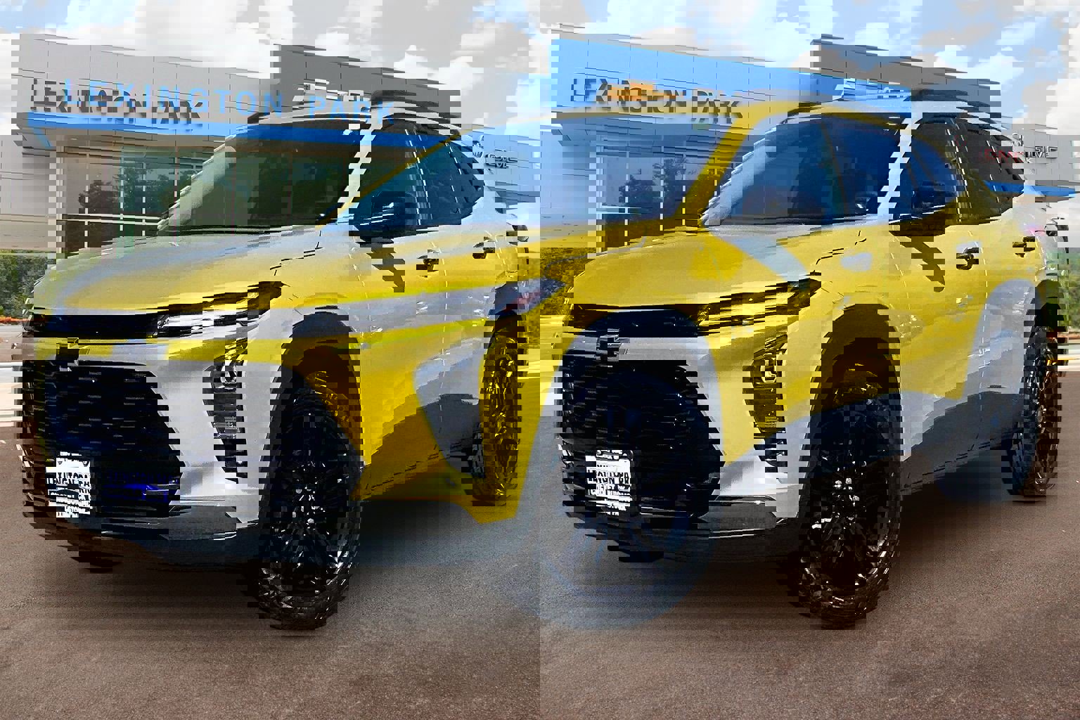 Used 2024 Chevrolet Trax ACTIV w/ Sunroof Package image 11