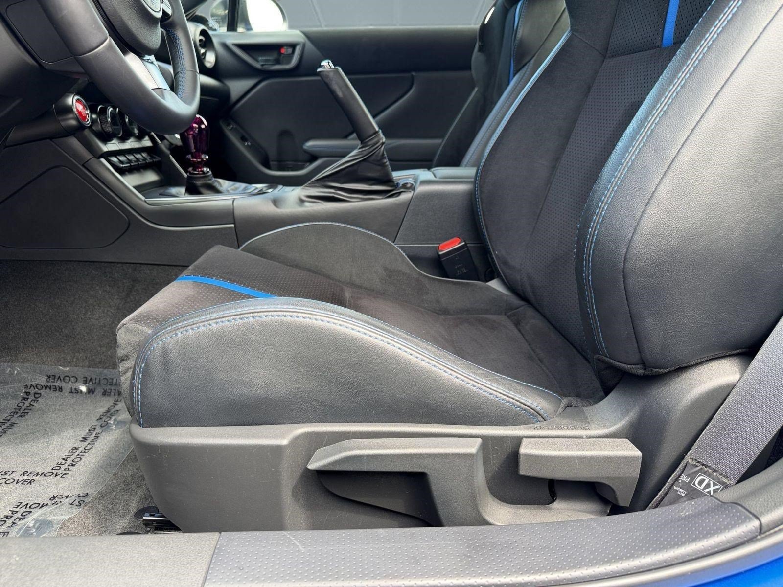 Used 2025 Subaru BRZ tS RWD image 5