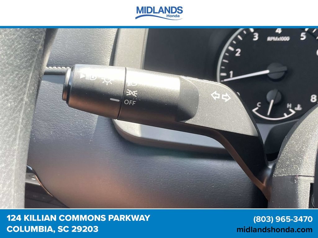 Used 2024 Nissan Pathfinder S AWD/4WD image 22