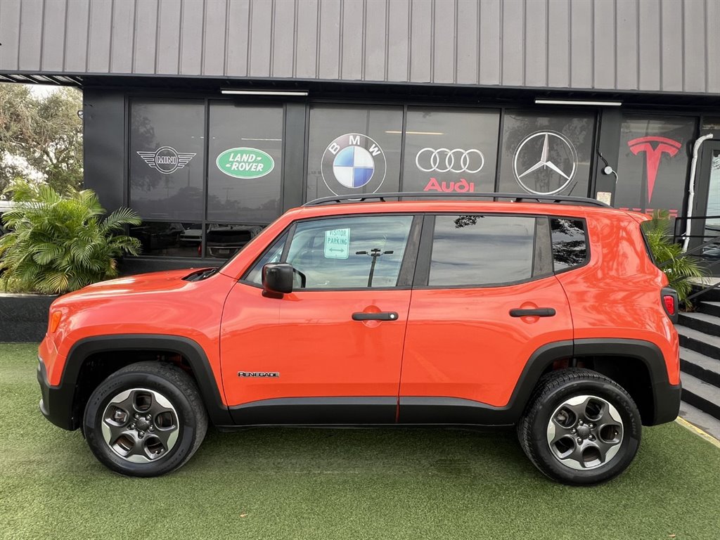 Used 2017 Jeep Renegade Sport w/ Power & Air Group AWD/4WD image 7
