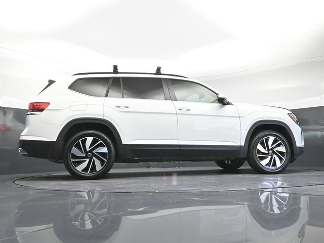 Used 2024 Volkswagen Atlas SE FWD image 35
