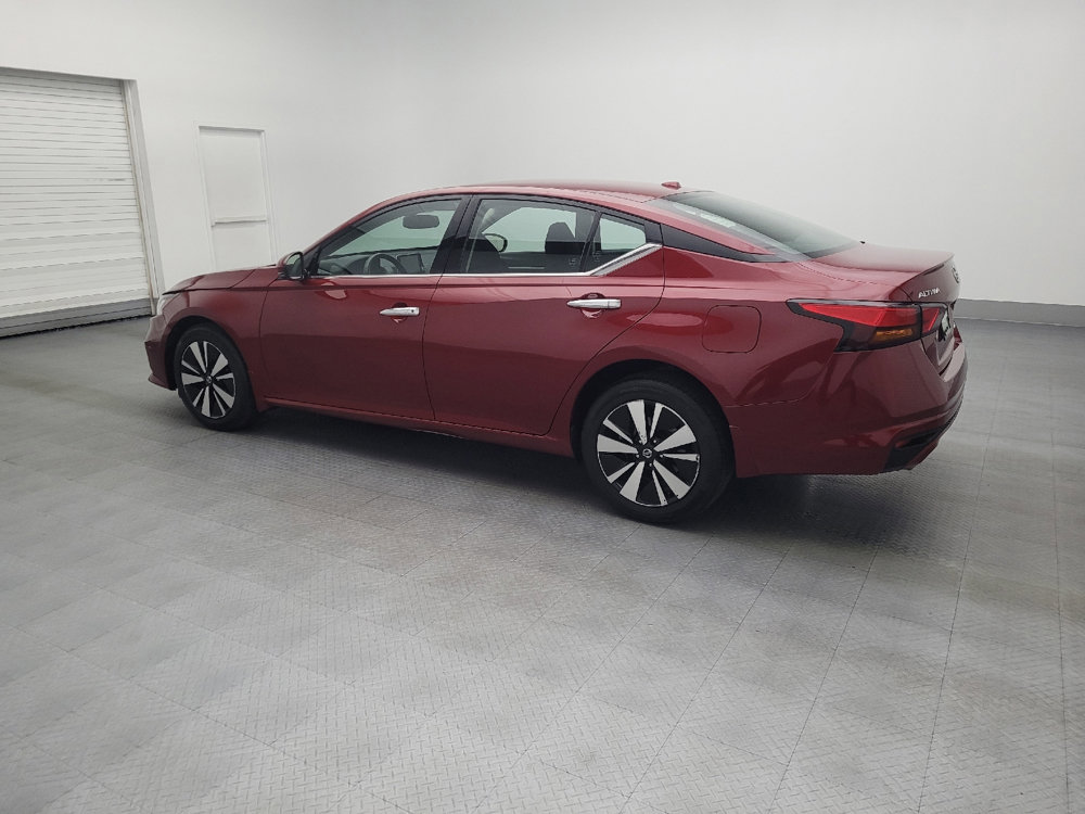 Used 2019 Nissan Altima 2.5 SV image 3