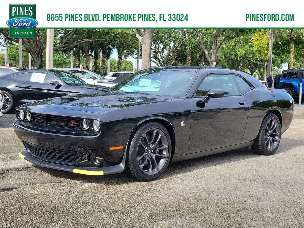 Used 2023 Dodge Challenger R/T Scat Pack w/ Plus Package RWD image 1