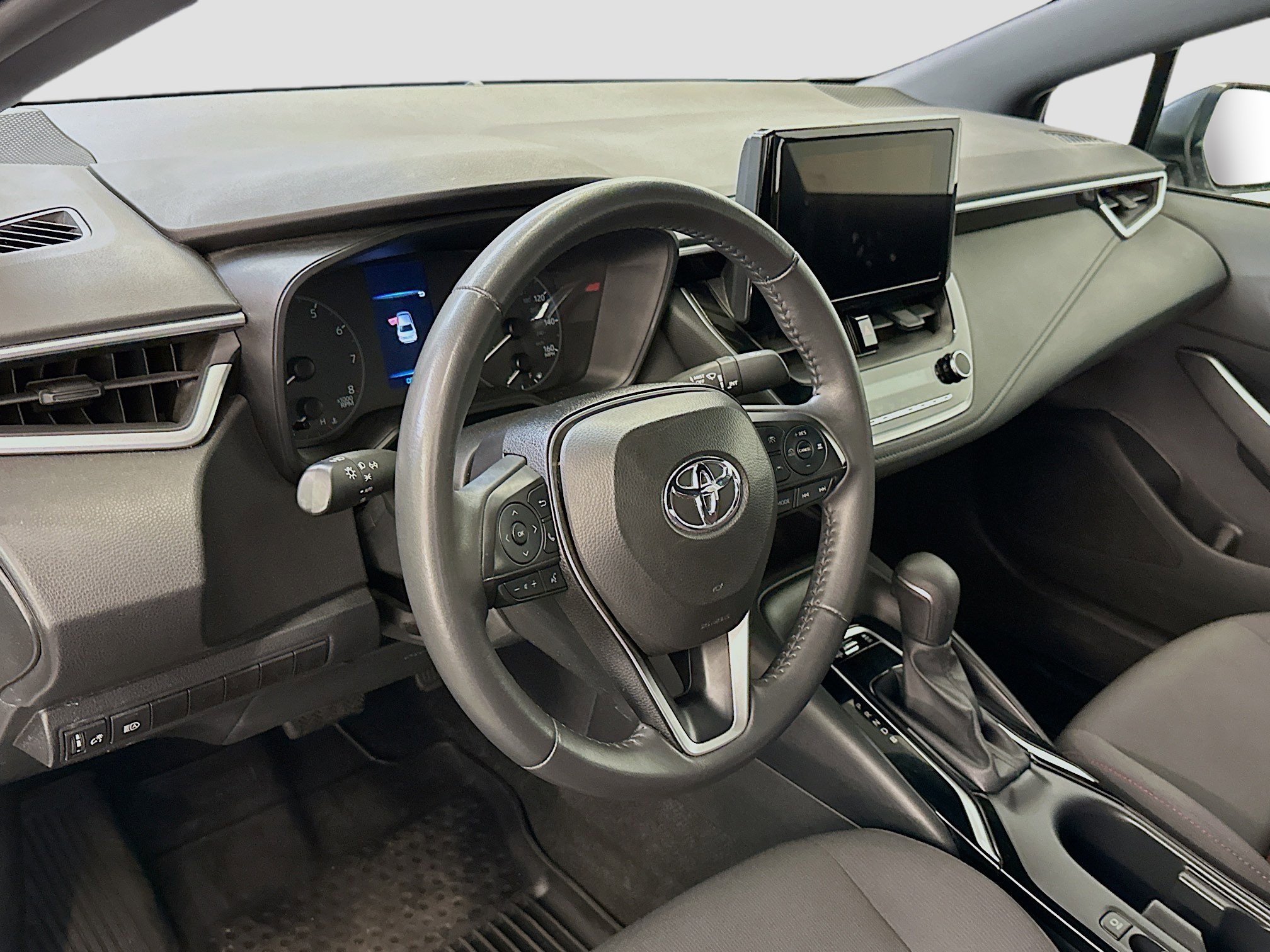 Used 2024 Toyota Corolla SE image 18