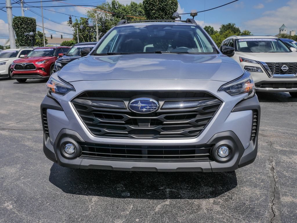 Used 2024 Subaru Outback Onyx Edition AWD/4WD image 2