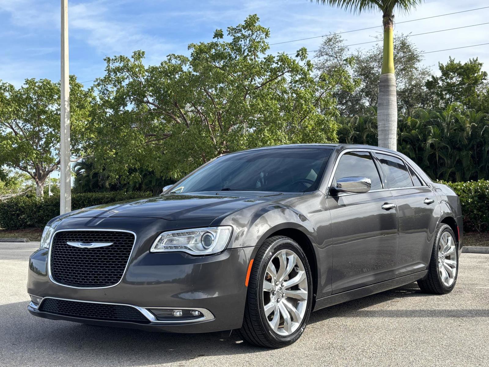 Used 2019 Chrysler 300 Limited