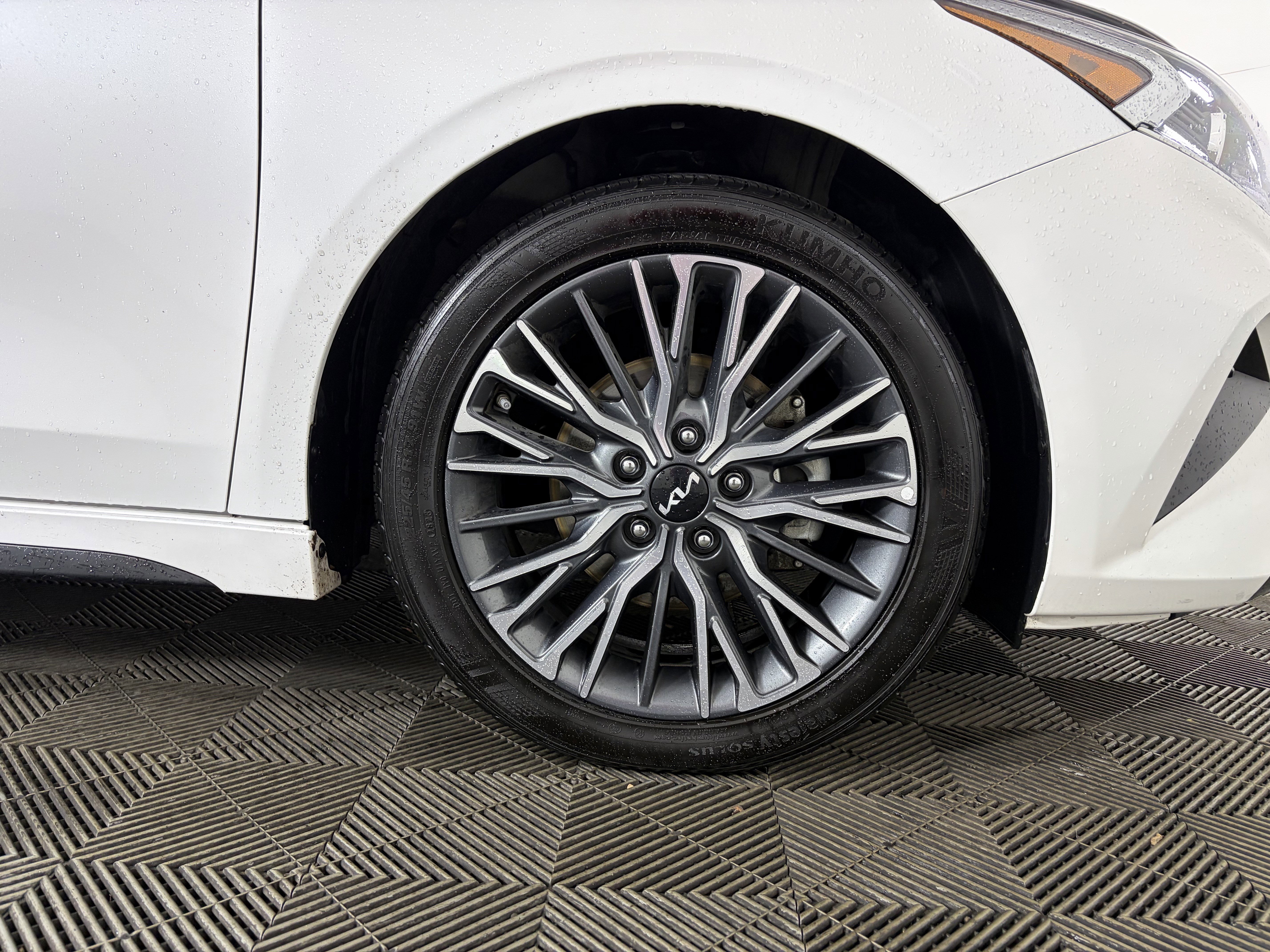 Certified 2024 Kia Forte GT-Line w/ GT-Line Premium Package image 45