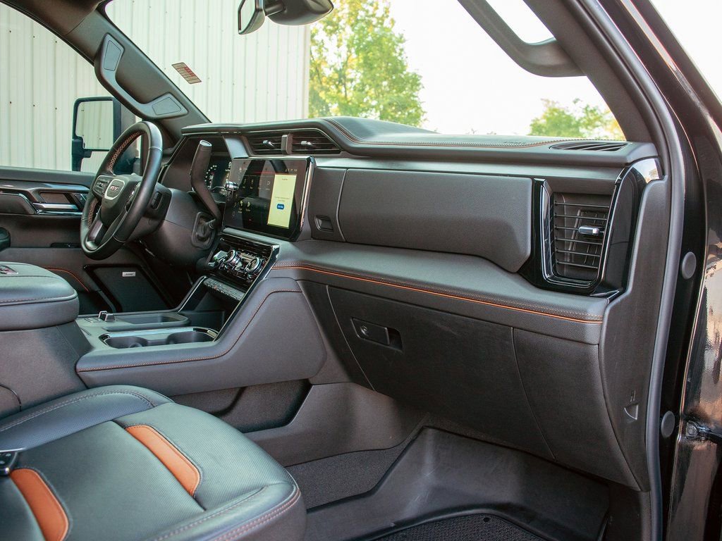 Used 2024 GMC Sierra 2500 AT4 w/ AT4 Preferred Package image 37