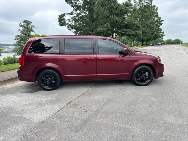 Used 2020 Dodge Grand Caravan SE FWD image 8