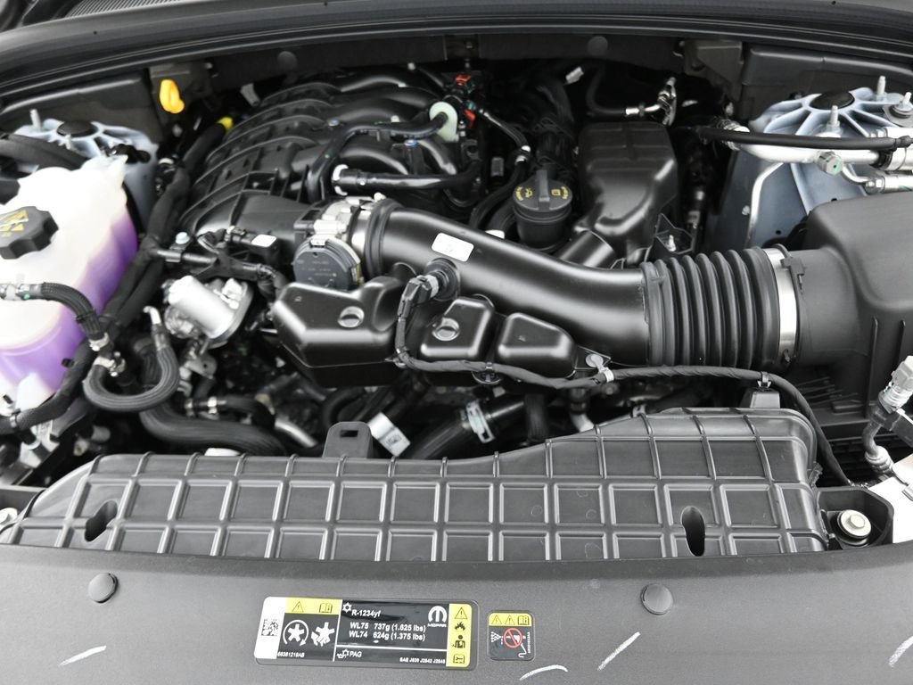 New 2025 Jeep Grand Cherokee Limited w/ Luxury Tech Group II image 11