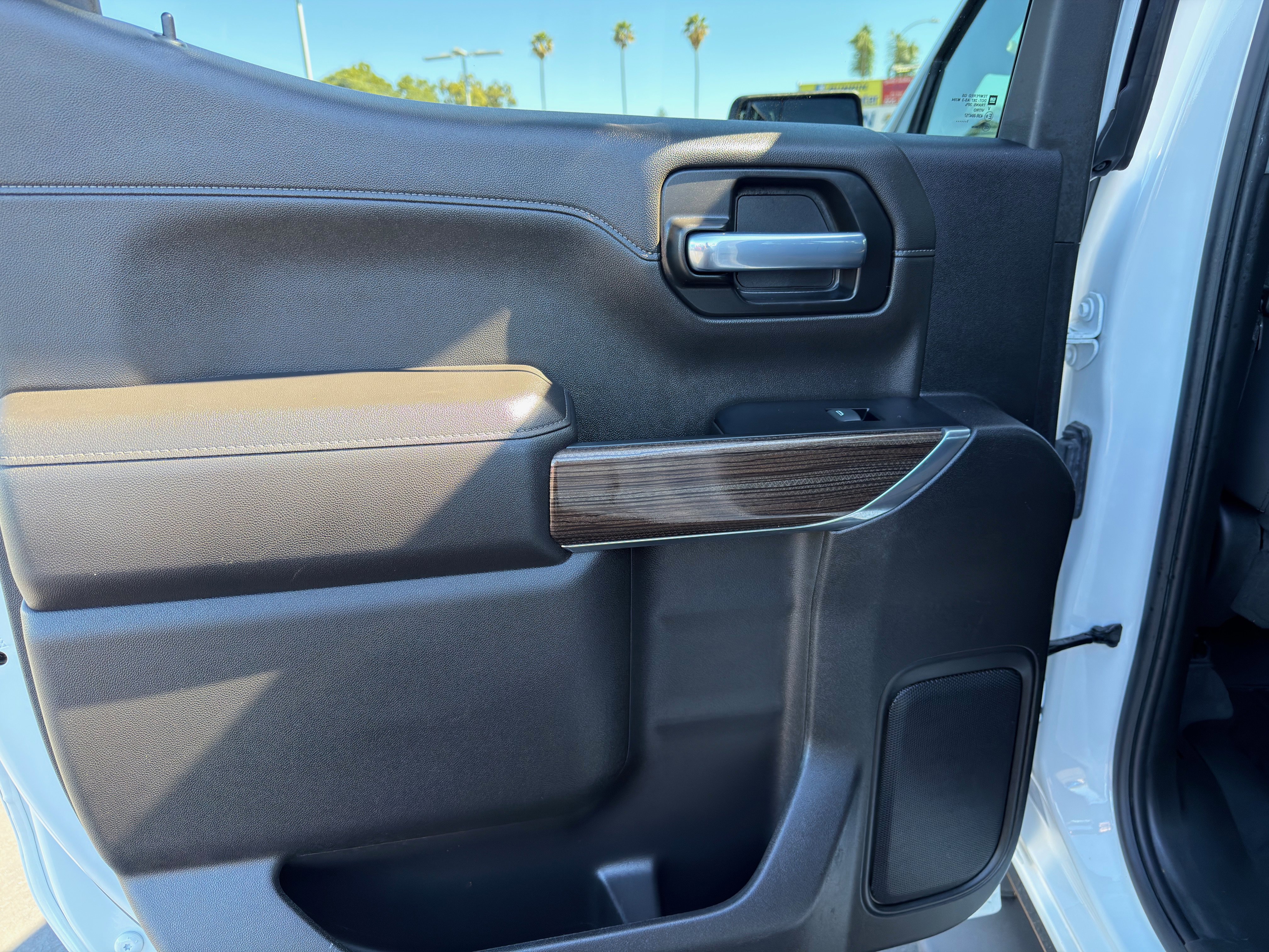 Used 2021 Chevrolet Silverado 1500 RST w/ Z71 Off-Road Package image 19