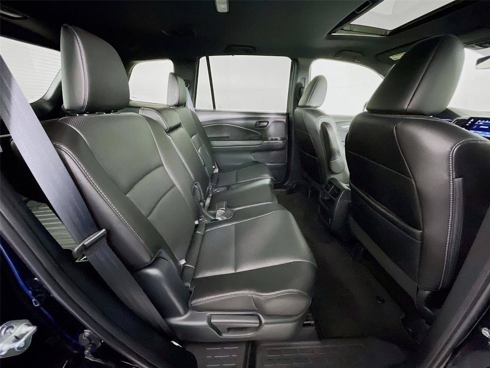 Used 2023 Honda Passport EX-L image 31