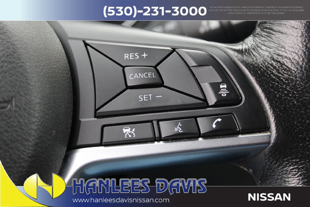 Used 2018 Nissan Rogue SL FWD image 28