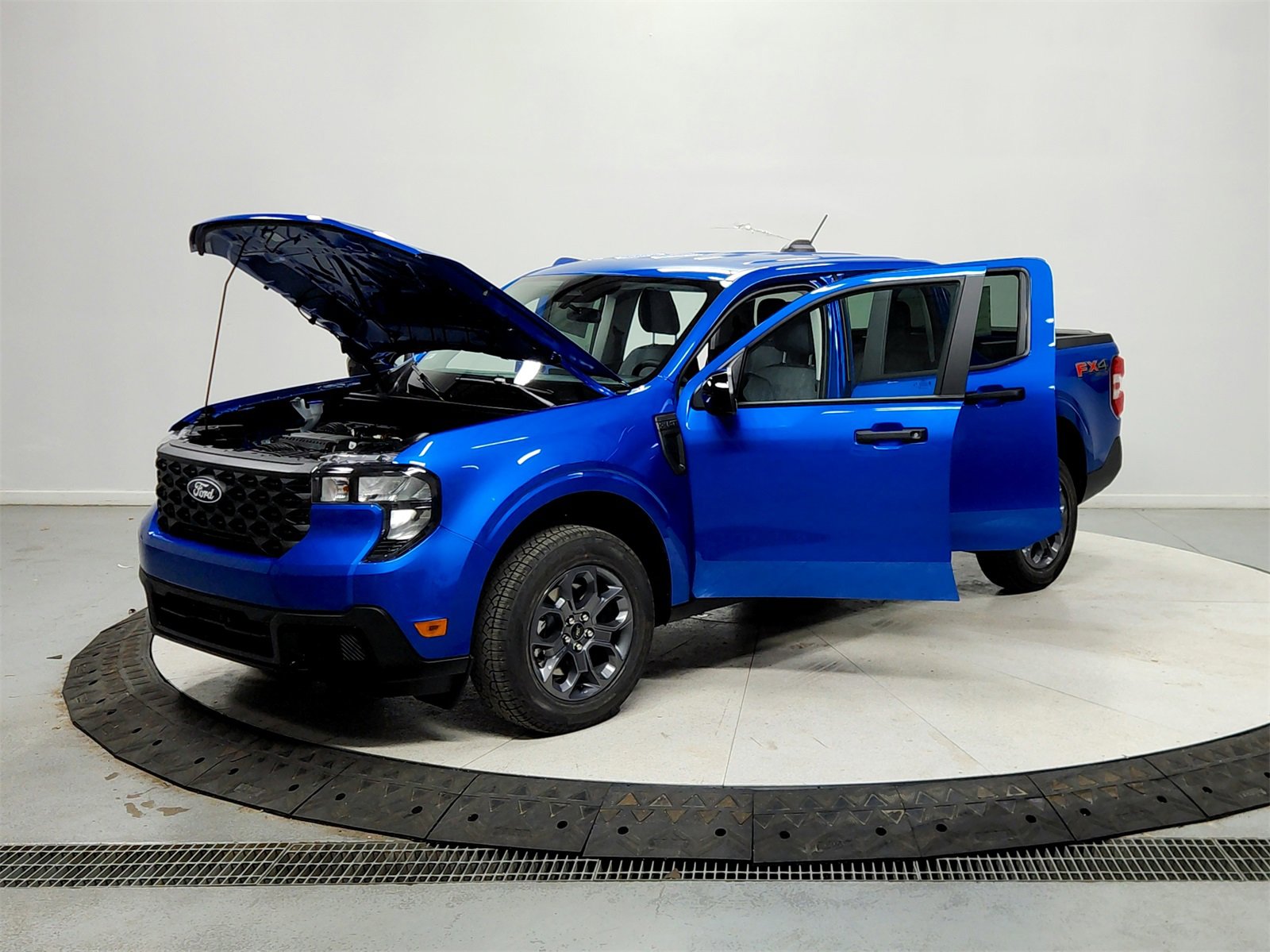 New 2025 Ford Maverick XLT w/ XLT Luxury Package image 11