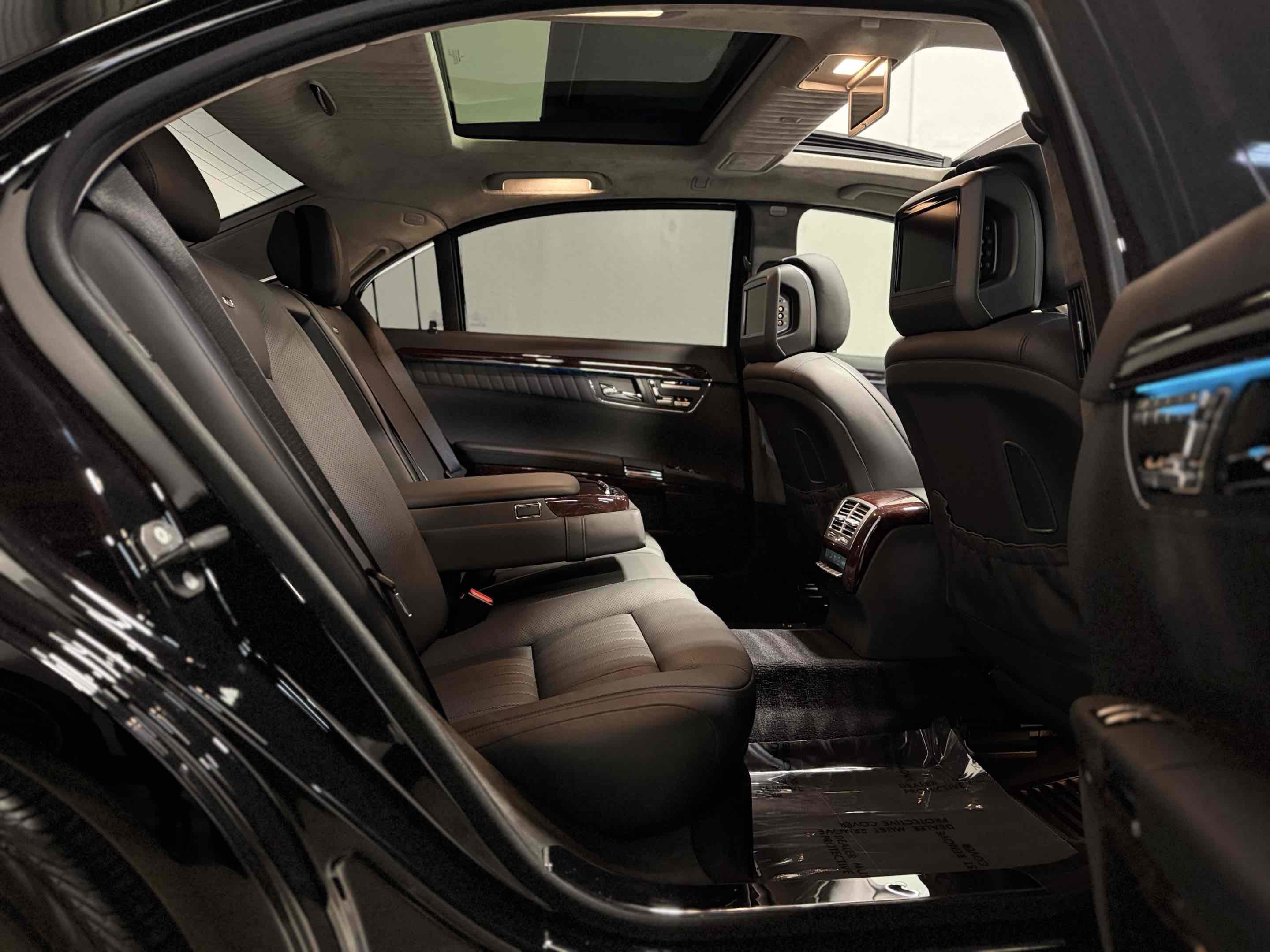 Used 2010 Mercedes-Benz S 600 image 29