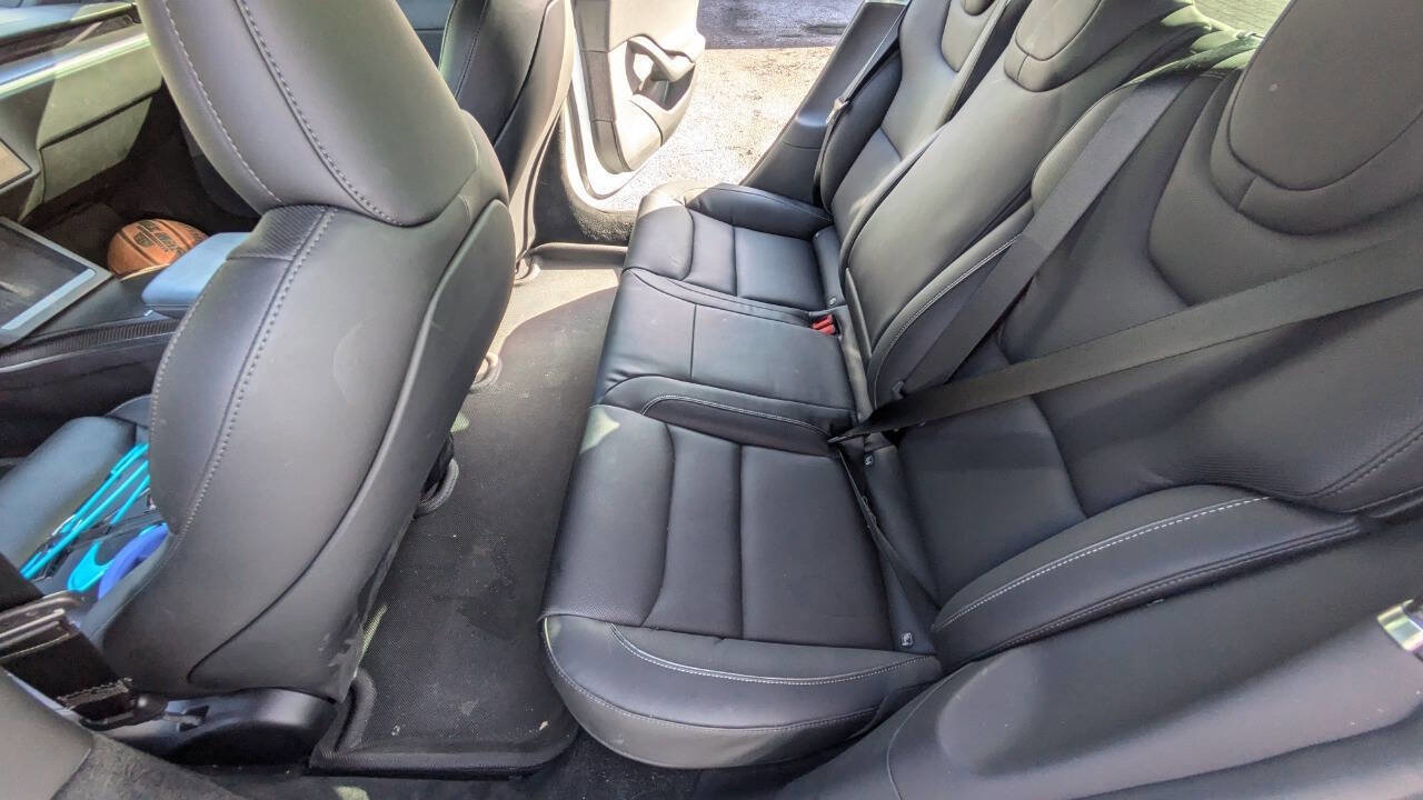 Used 2021 Tesla Model S Plaid image 10