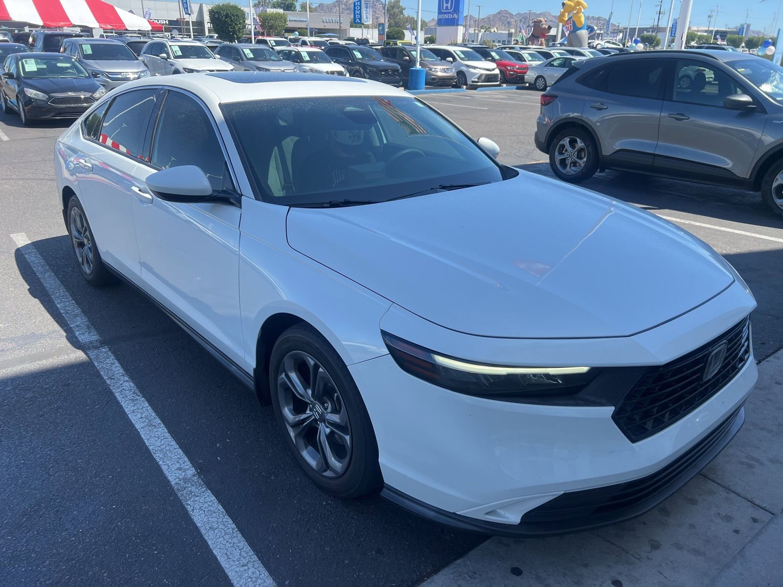 Used 2023 Honda Accord EX image 5
