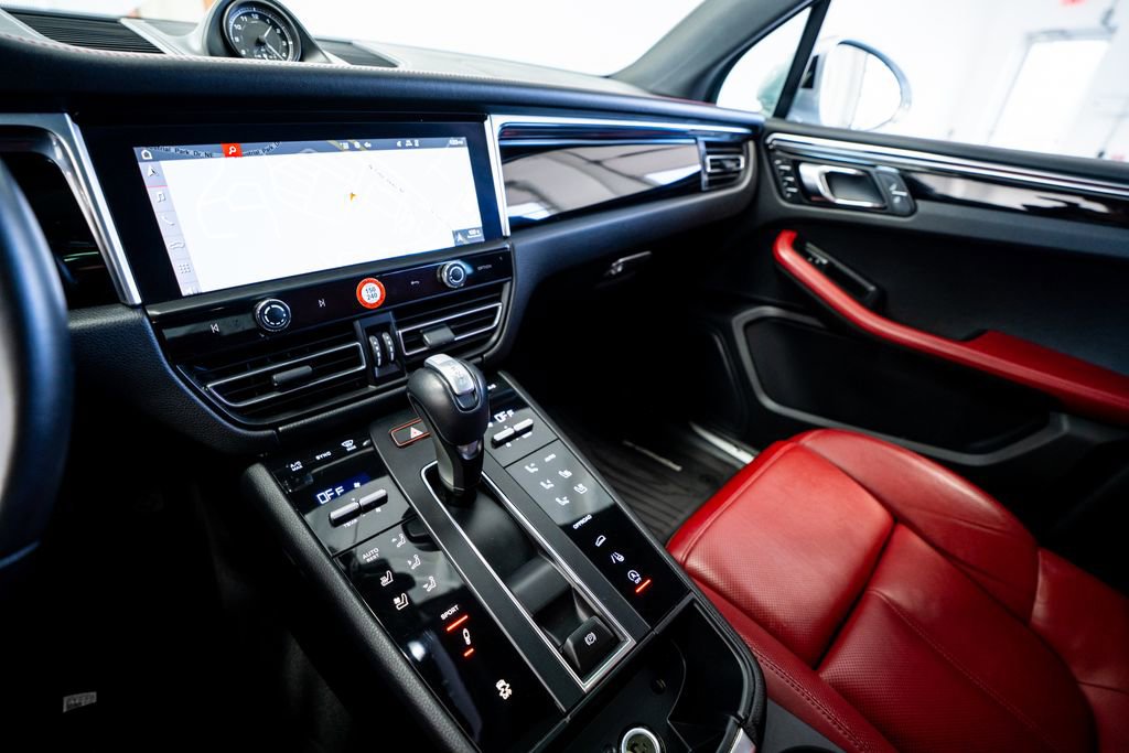 Used 2023 Porsche Macan S image 41