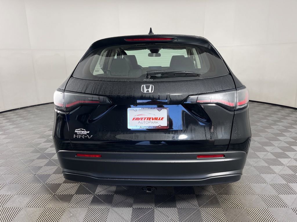 Certified 2024 Honda HR-V LX image 8