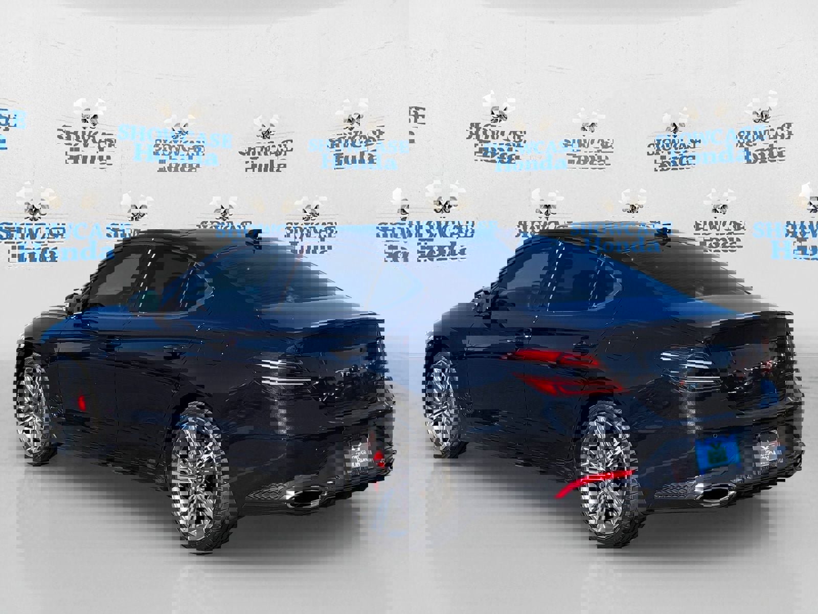 Used 2024 Genesis G70 3.3T Advanced w/ Sport Prestige Package image 5