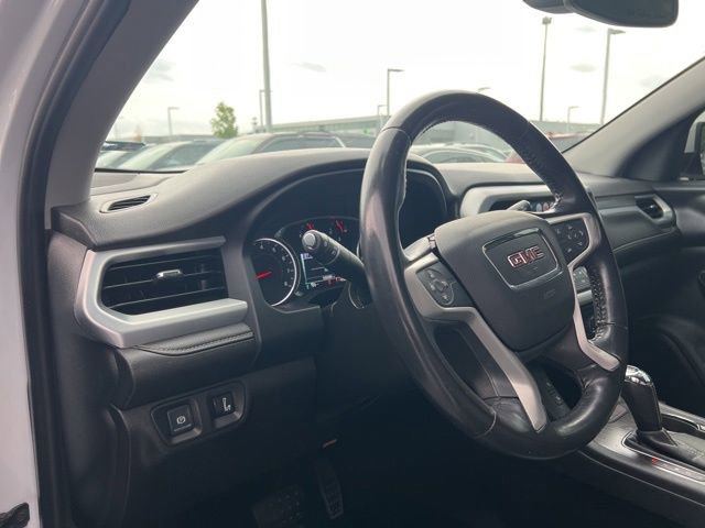 Used 2018 GMC Acadia SLT FWD image 9