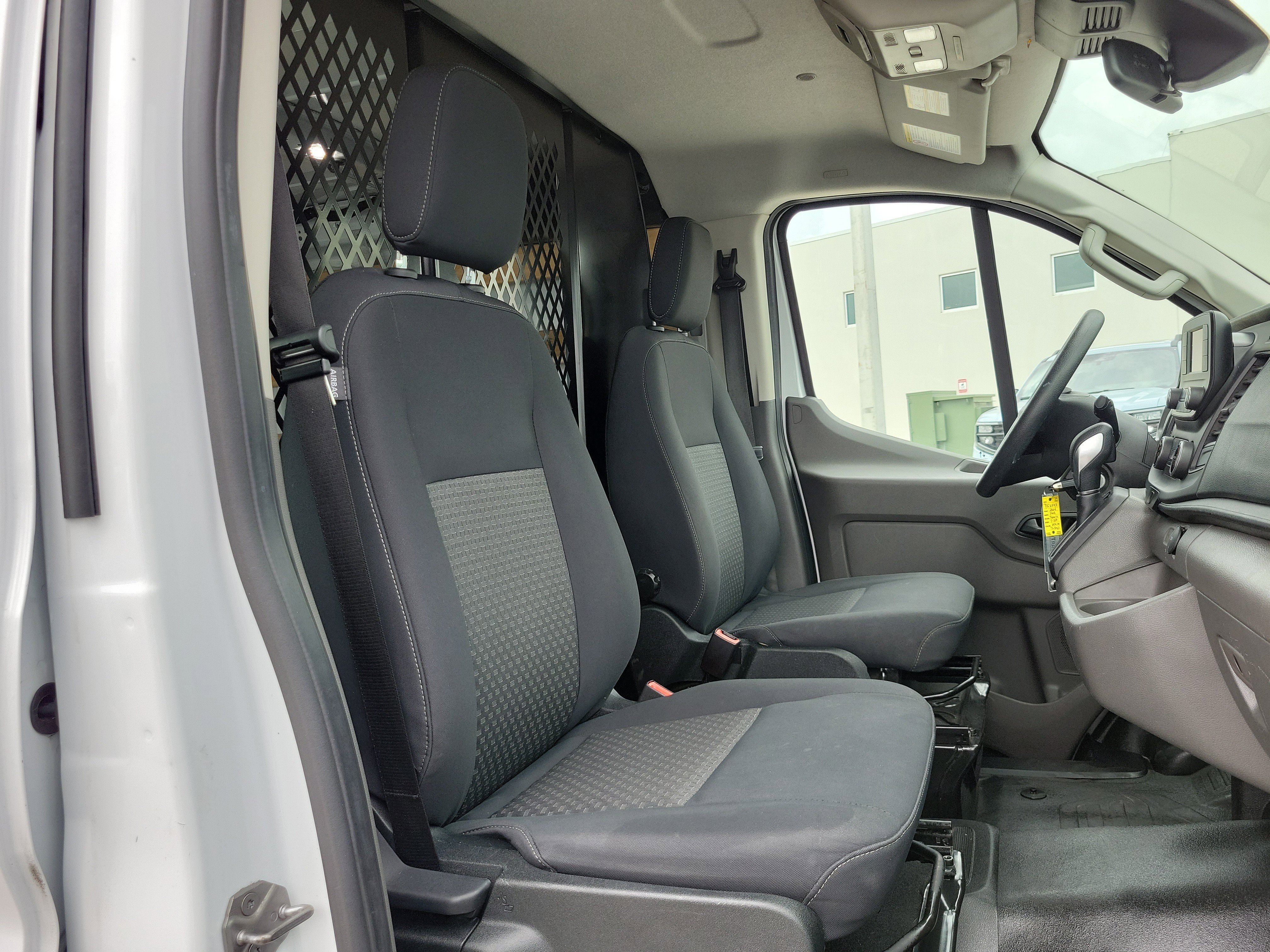 Used 2024 Ford Transit 250 Low Roof w/ Exterior Upgrade Package RWD image 15