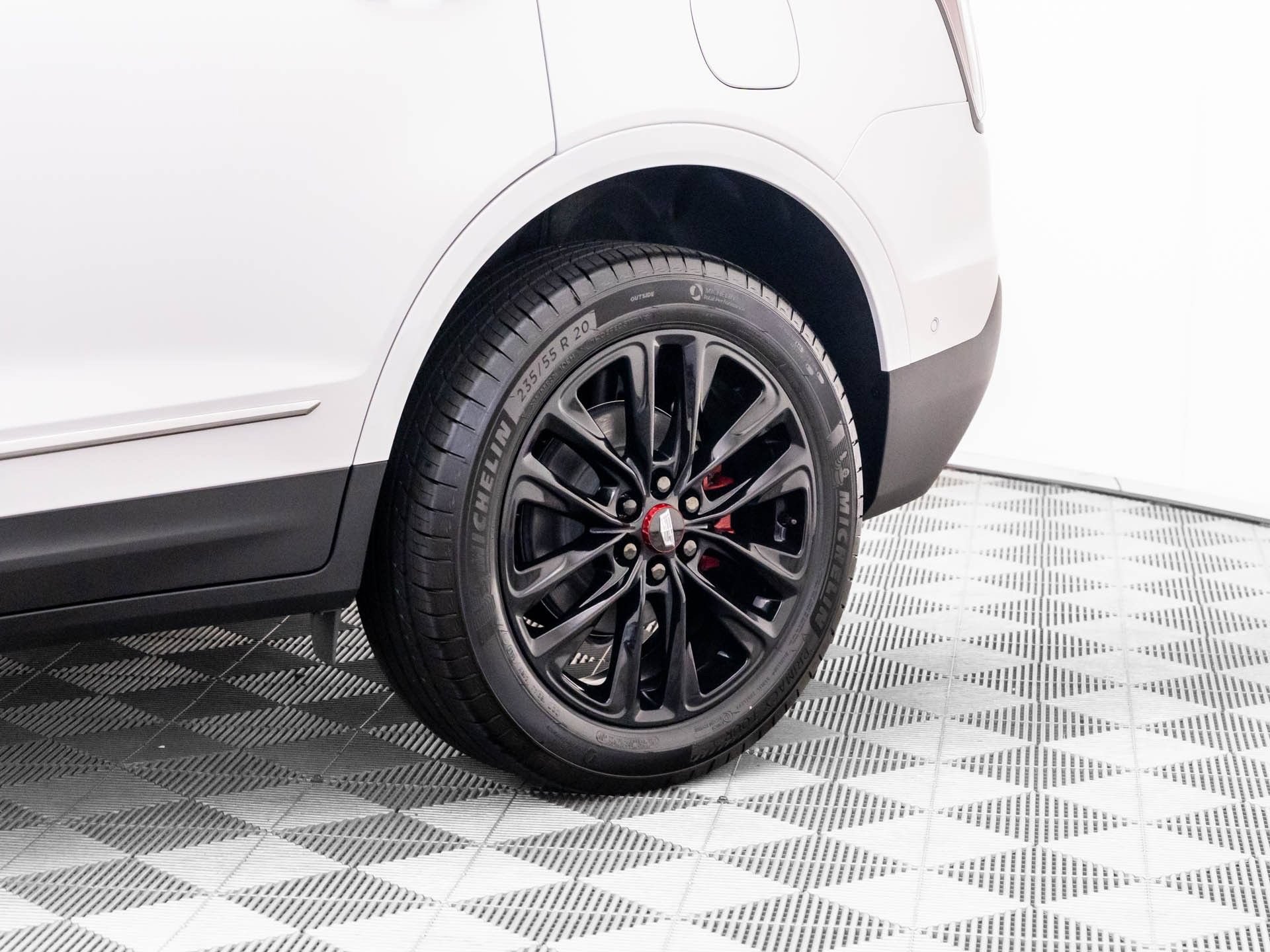 New 2026 Cadillac XT5 Sportv w/ LPO, Red Accent Package AWD/4WD image 33